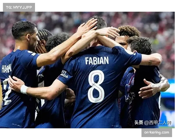 欧冠四强对阵分析：巴黎圣日耳曼的4-2-4强攻阵型对阵马竞5-4-1铁桶的战术预演